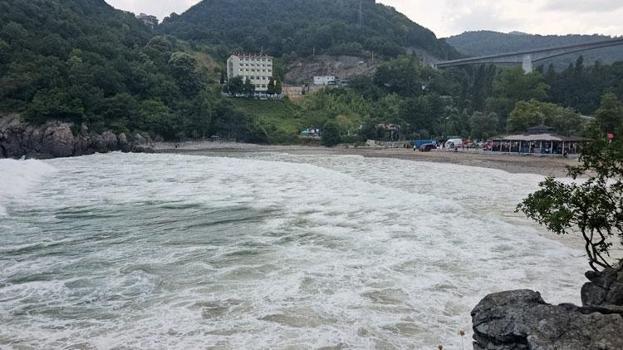 Zonguldak Valiliği duyurdu: Denize girişler yasaklandı