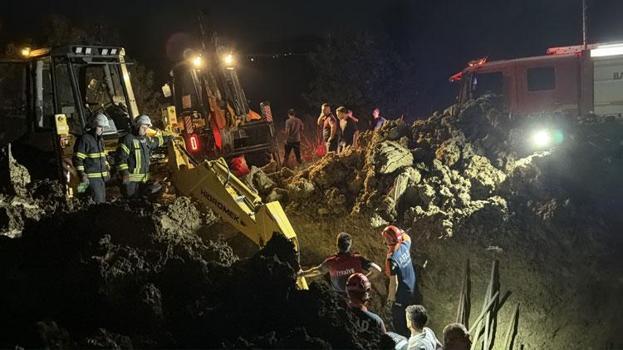 Bartın’da su kuyusuna hortum bağlarken baba- oğul toprak altında kaldı