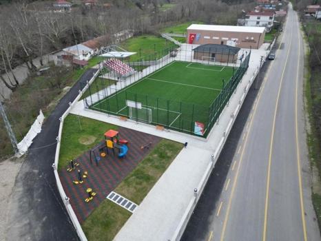 Sakarya'nın 8 mahallesine spor tesisi geliyor: İmzalar atıldı
