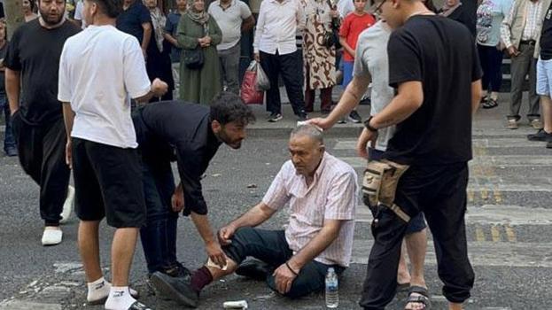 Yaya geçidinde yaşlı adama çarptı: Öğretmenleri böyle mi öğretiyor bunlara?
