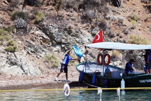 Karayolu ulaşımı yok ama tonlarca çöp var! 11 yılda 306 ton toplandı