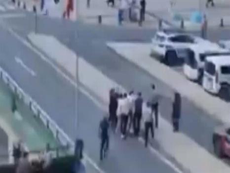 Bayrampaşa'da taksiciden kısa mesafe dayağı: 3 kişiyi darp etti