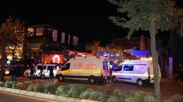 Kafeye düzenlenen silahlı saldırıda 2 kişi hayatını kaybetti