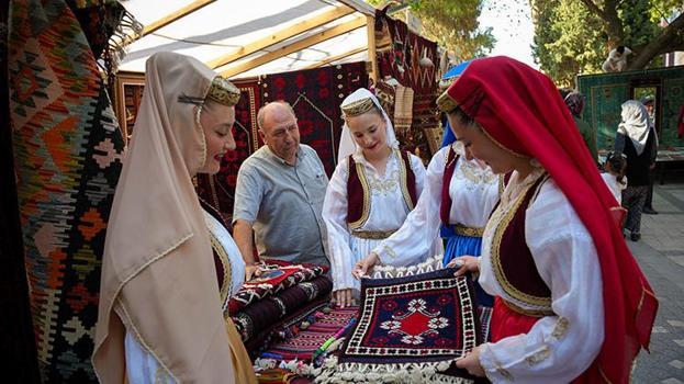 Dünyanın tanıdığı sır: Dağlardan çıkan kökler küresel sahnede: Balıkesir'in meşhur Yağcıbedir halısı dünyaya tanıtılıyor!