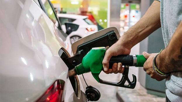 Motorine (mazota) yeni zam ! Motorin 100 TL'yi aştı mı? 17 Eylül 2026 akaryakıt zammı ile LPG, benzin ve motorin fiyatları ne kadar, kaç TL oldu?