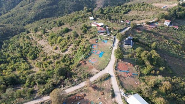 Bütün köy bu fabrikaya ortak! Üreticiler ürünlerini tüccara satmak yerine katma değerli nihai ürüne dönüştürdü