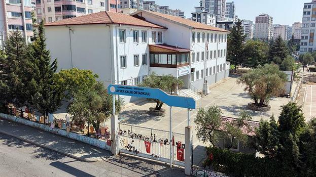 Kahramanmaraş'ta 10 kişinin saldırı sonucu hayatını kaybettiği okul binası hakkında karar verildi
