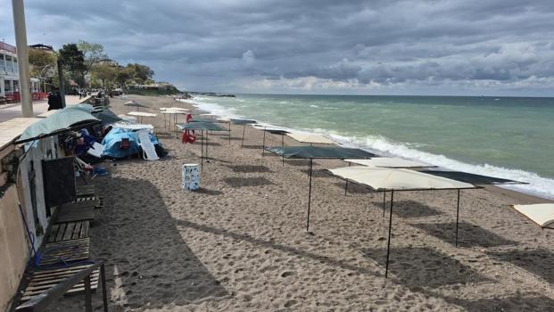 Akçakoca'da sezon bitti, sahiller kuşlara kaldı