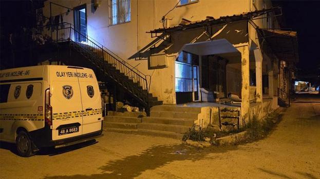 İş arkadaşları arasında bıçaklı kavga kanlı sona erdi