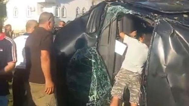 Tur minibüsü, kamyonet ve otomobil çarpıştı 15'i turist 17 kişi yaralandı