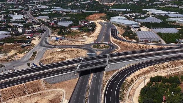 2,5 saate varan seyahat süresi 18 dakikaya düşecek! Çeşmeli-Kızkalesi Otoyolu’nda sona gelindi