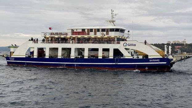 Gökçeada'ya yapılacak feribot seferleri olumsuz hava şartları nedeniyle iptal edildi