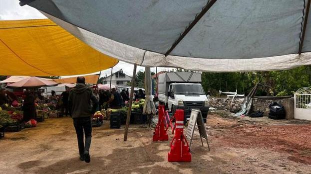 Pazar yerinde rezalet görüntüye ceza: 1 ay satıştan men edildi