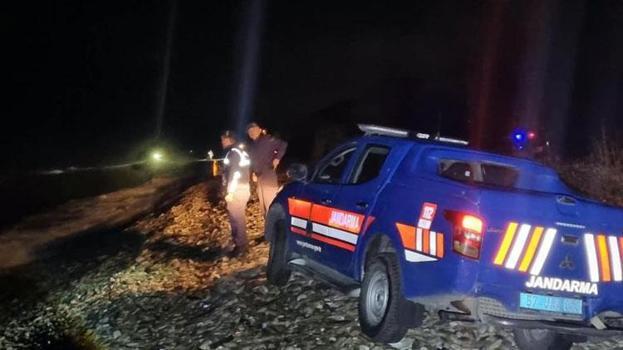 2 polisin bulunduğu teknealabora oldu: 1 polis öldü, 1 polis kayıp
