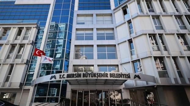 Mersin Büyükşehir Belediye Başkanı Vahap Seçer gözaltında