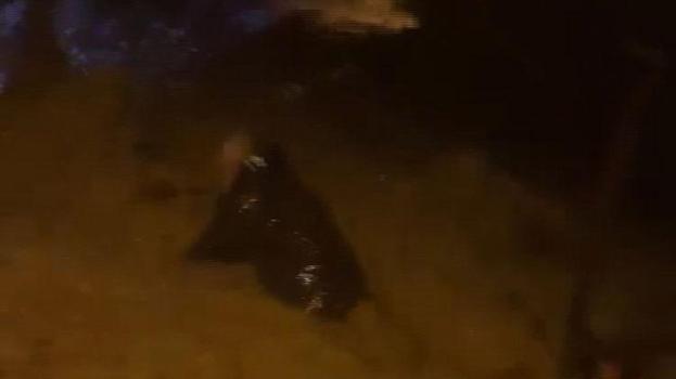 Sel sularına kapılan adam böyle kurtarıldı