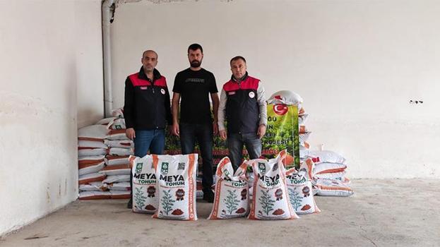 Elazığ'da üreticiye yüzde 70 hibe müjdesi: 10 ton tohum dağıtıldı!