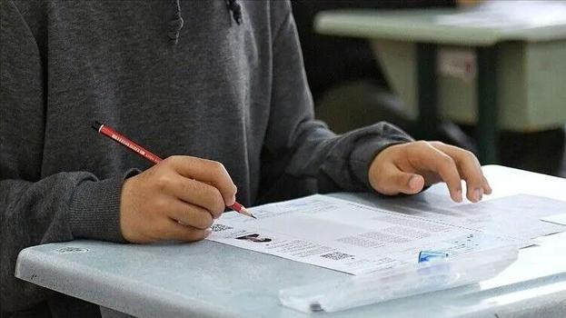 Şiddetli yağış alarmı! İstanbul Valiliği açıkladı: Hafta sonu eğitimler ve sınavlar iptal edildi