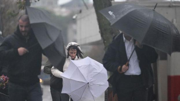 Meteoroloji, Bakan Kurum, Valilik ve AKOM'dan uyarılar peş peşe geldi: Kuvvetli sağanak yağışlar 41 ilde etkili olacak!