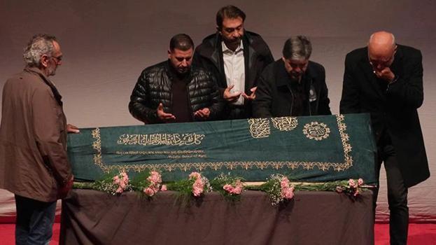 Soner Olgun son yolculuğuna uğurlandı! 67 yaşında hayatını kaybeden sanatçıya veda