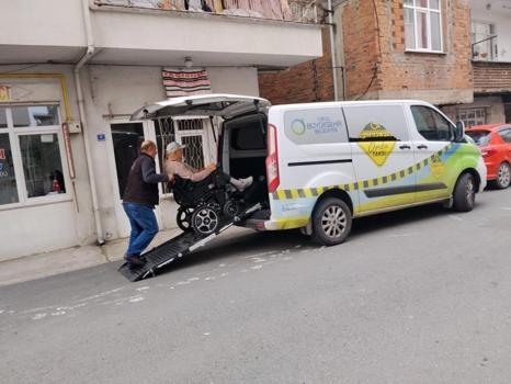 Ordu’da hayatı kolaylaştıran hizmet: Özel bireyler evlerinden alınıyor