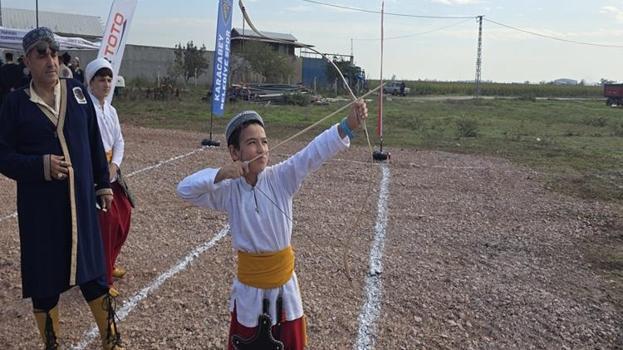 Bursa’da geleneksel okçuluk şampiyonası başladı! 205 sporcu şampiyonluk için yarışıyor