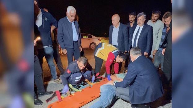 Ticari aracın çarptığı yayaya ilk yardımı vali ve milletvekili yaptı