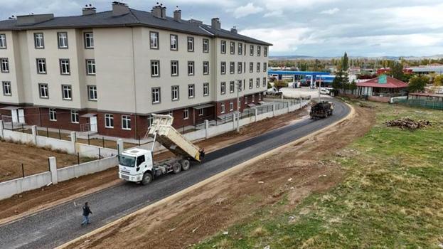 Afyonkarahisar'da yol çalışması tamamlandı! 300 metrelik güzergâh asfaltlandı