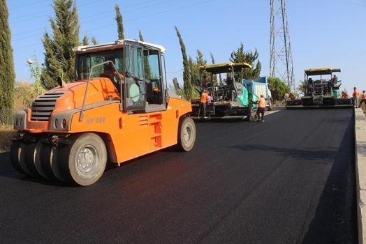 Mersin’de Toroslar’ın yolları yenileniyor: 405 bin ton asfalt serildi