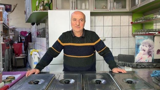 Dedesinden kaldı, üç nesildir sürüyor: Kütahya’da yaz kış yok satıyor!