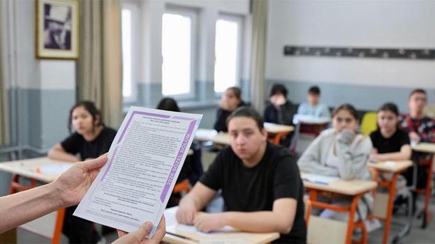 LGS 2027 SINAV TAKVİMİ! LGS 2027 sınavı ne zaman yapılacak? MEB son dakika olarak duyurdu