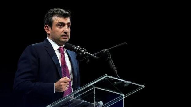 Selçuk Bayraktar, genç bilim insanlarına seslendi: Bugünün değil, yarının yarışına hazırlanmak gerekiyor