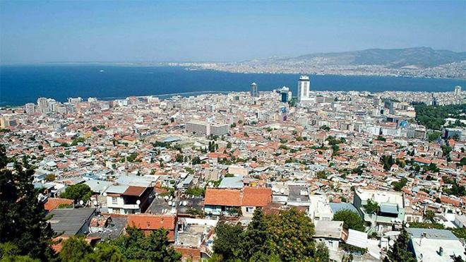120 metrekare ‘toplu mezar’ mı? İzmir'deki konutların yarısı bu şekilde! '1975 deprem yönetmeliğine göre inşa edildi'