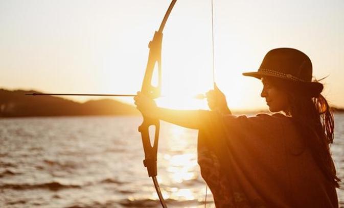 Yay burcu kadını hoşlandığını nasıl belli eder? Yay burcu kadını aşık olursa ne yapar?