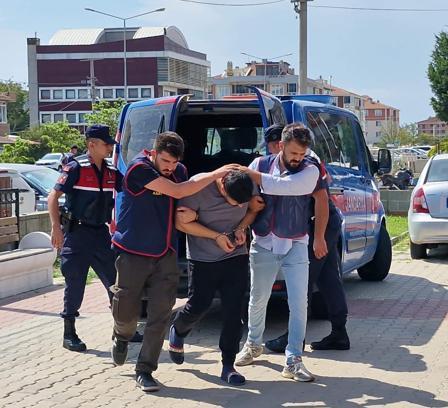 2 kişiyi öldürmekten aranan ve 13 yıl hapis cezası bulunan firari hükümlü yakalandı