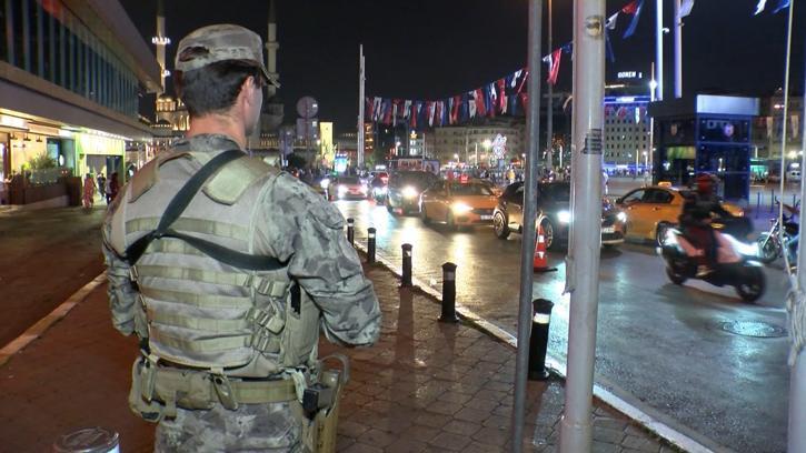 Beyoğlu'nda 'Huzur İstanbul' denetimi yapıldı