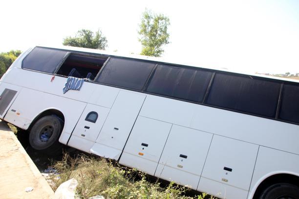 Antalya'da otel servis otobüsü şarampole düştü: 7 yaralı