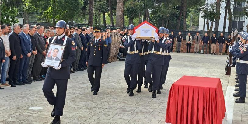 ‘Dur’ ihtarına uymayan motosikletlinin çarptığı astsubay şehit oldu (2)- Yeniden