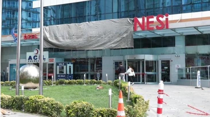 İstanbul - Esenyurt'ta skandalda adı geçen hastanenin tabelası örtüldü