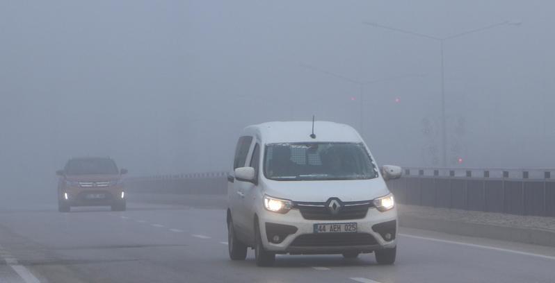 Erzurum'da sis ve soğuk hava etkili oldu