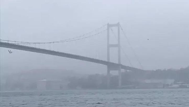 İstanbul Boğazı gemi trafiği çift yönlü olarak askıya alındı