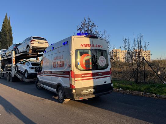 Dövülüp boynundan bıçaklanan TIR şoförü, aracıyla 30 kilometre gidip yardım istedi