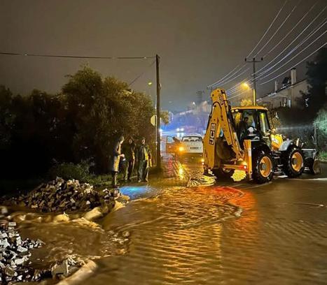 Datça'da taşkının bilançosu: 16 ev ve 2 iş yerini su bastı