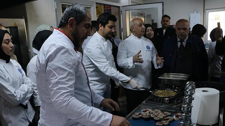 Balıkçılar derneği başkanı Kahramanmaraş'ta üniversite öğrencilerine ders verdi