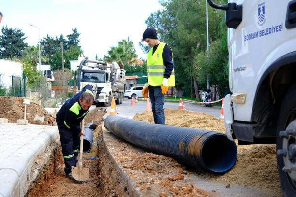 Bodrum'da yağmur suyu hattı çalışmaları devam ediyor