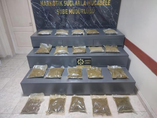 Sakarya'da uyuşturucu operasyonu; 4 gözaltı