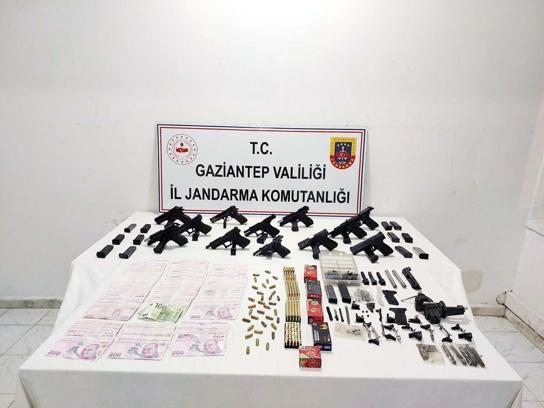 Gaziantep'te 'silah kaçakçılığı'na 2 tutuklama