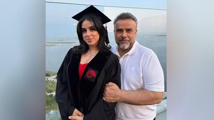 Ünlü türkücü Bülent Serttaş'ın kızı üniversiteden mezun oldu: 'Kelimelerle anlatmak zor'