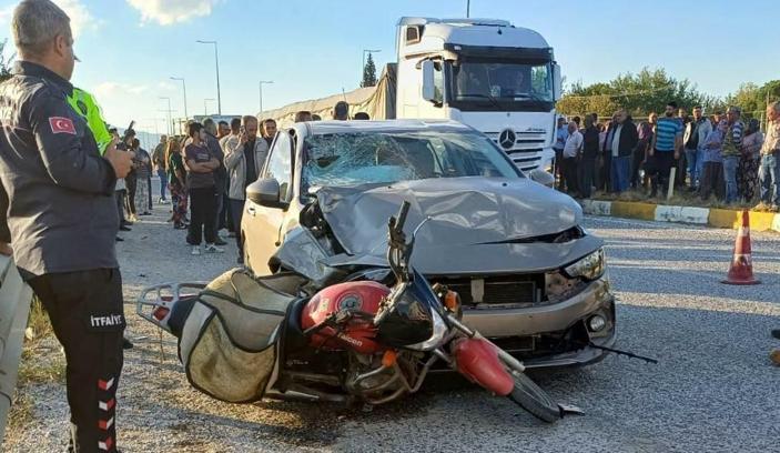 Manisa’da otomobille çarpışan motosikletin sürücüsü öldü