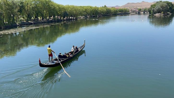 Kapadokya’da Kızılırmak Nehri’ndeki gondol turlarına yoğun ilgi